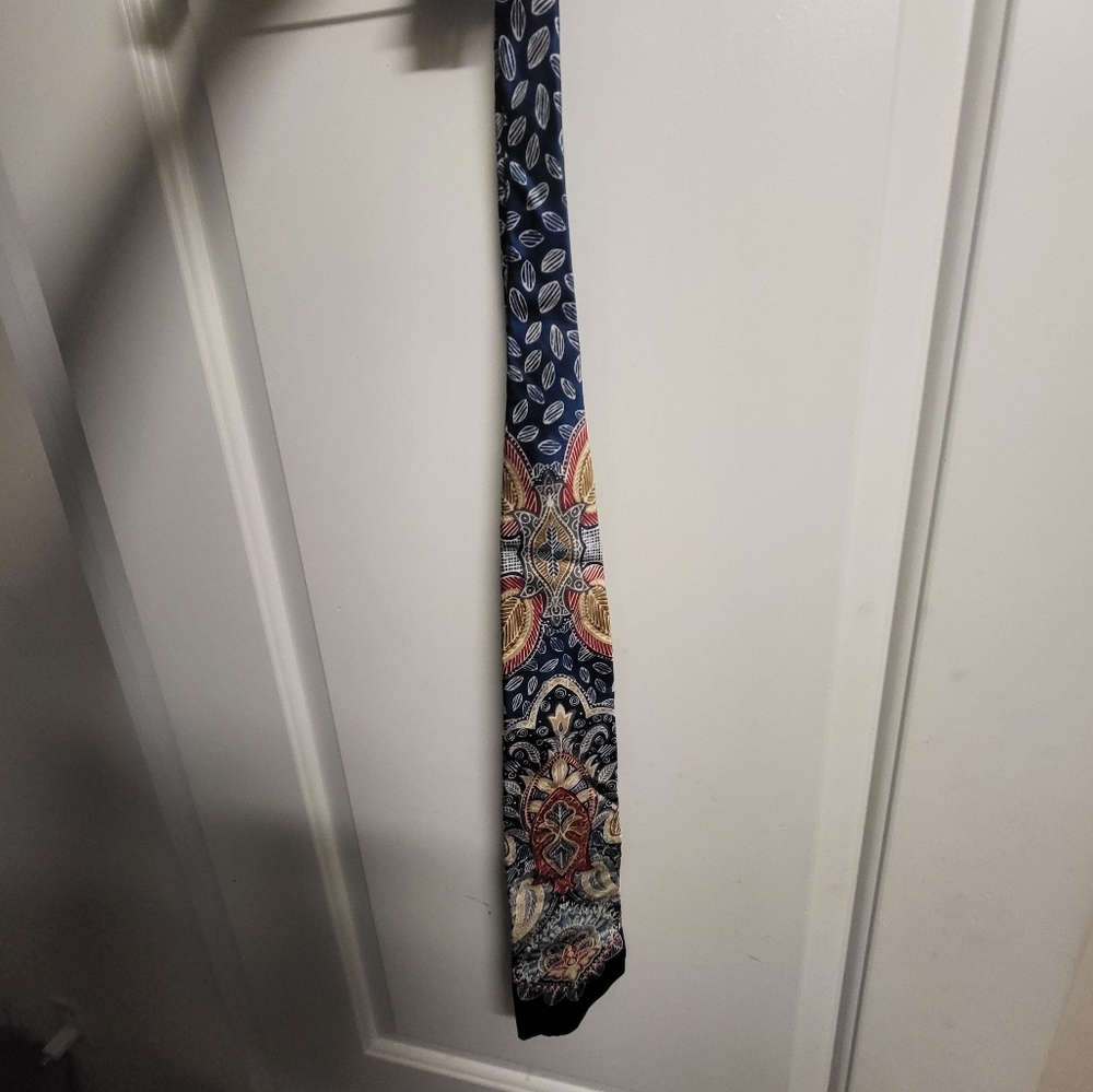 Vintage Oscar de la Renta Couture Collection tie